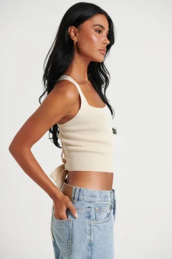 Knitwear><noscript><img width=