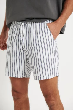 Shorts><noscript><img width=