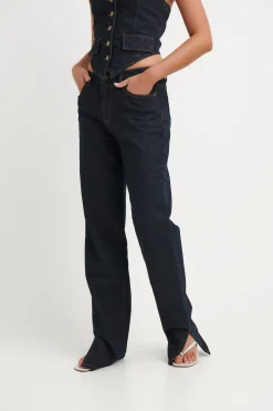 Pants><noscript><img width=