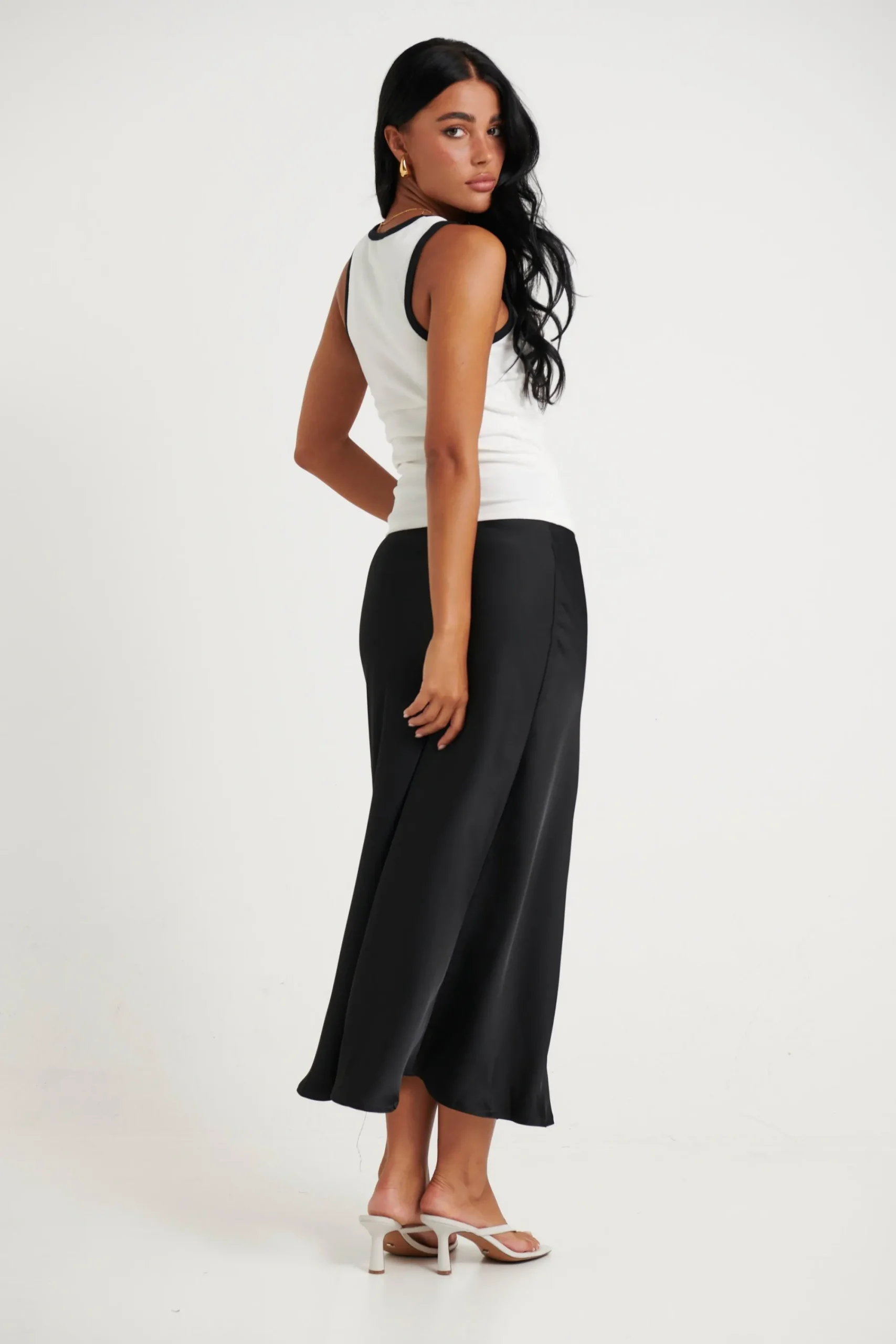 Skirts>Light The Fuze Dove Midi Skirt Black