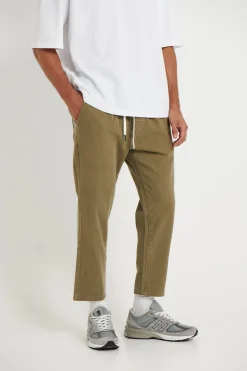 Pants><noscript><img width=