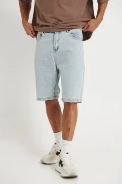 Denim><noscript><img width=