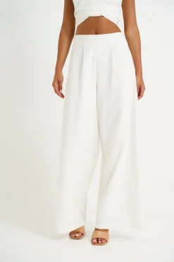 Pants><noscript><img width=