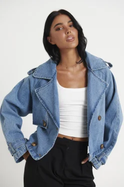 Jackets & Blazers><noscript><img width=