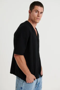Shirts><noscript><img width=