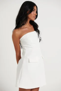 Dresses><noscript><img width=