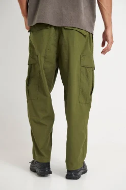 Pants><noscript><img width=