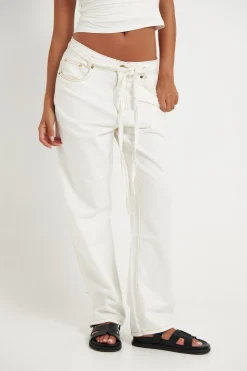 Pants><noscript><img width=