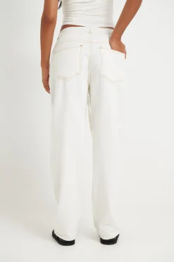 Pants><noscript><img width=