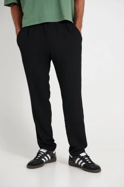 Pants><noscript><img width=