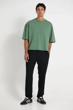 Pants><noscript><img width=