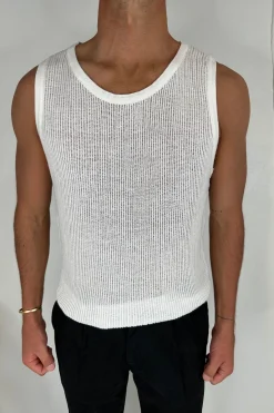 Tanks><noscript><img width=