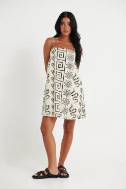 Dresses>By Frankie Oia Mini Dress Beige / Black