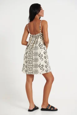 Dresses><noscript><img width=