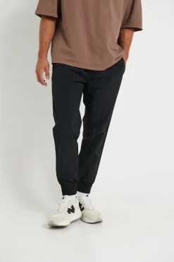 Pants><noscript><img width=