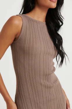 Dresses><noscript><img width=