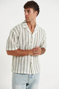 Shirts><noscript><img width=