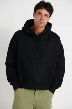 Hoodies & Sweaters><noscript><img width=