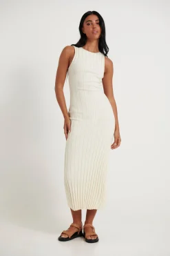 Dresses><noscript><img width=