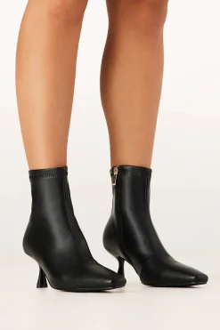 Bags & Shoes>Billini Sharina Boot Black