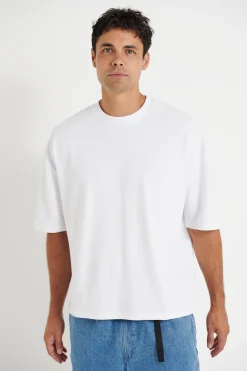 Tees><noscript><img width=