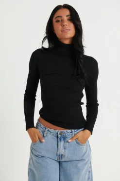 Knitwear><noscript><img width=