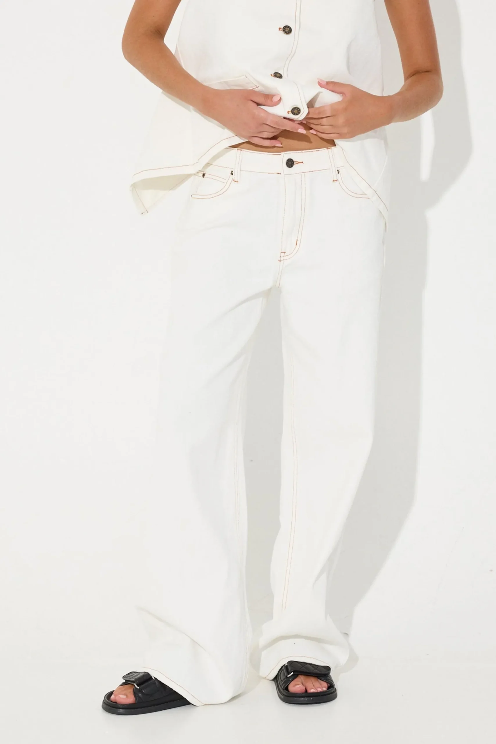 Sets>Lioness Top Model Jean Porcelain