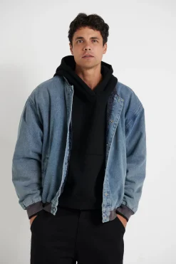 Jackets><noscript><img width=