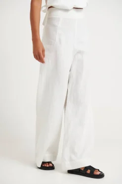 Pants><noscript><img width=