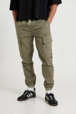 Pants><noscript><img width=